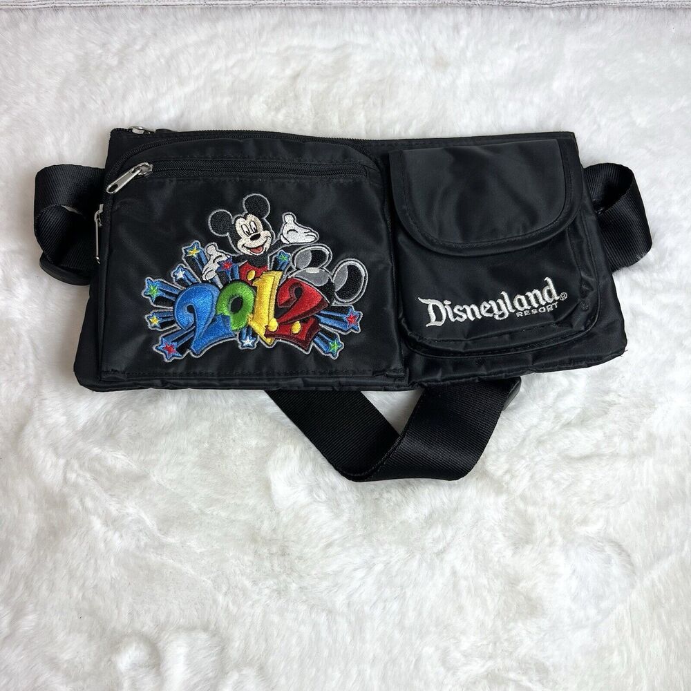 Disneyland 2012 Embroidered Mickey Fanny Pack Waist Bag Multi Pockets Black